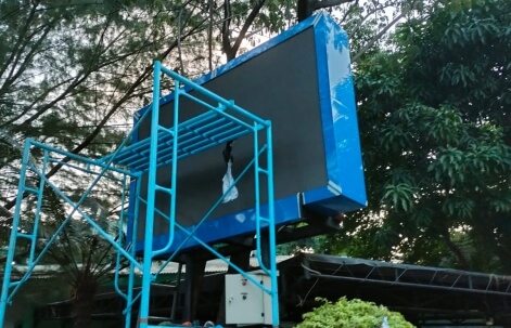 Proyek LED Videotron Warna Warni Advertising oleh TEKMA